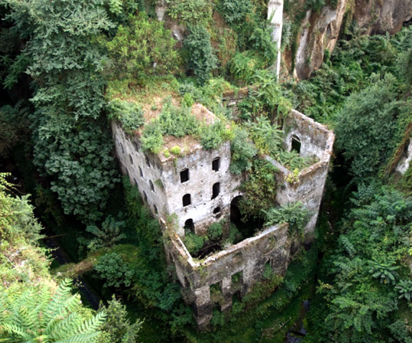 నిషేధించబడిన మిల్లు (Abandoned Mill) : | Photo of 0 | the haunted places in the world | the beautiful places in the world