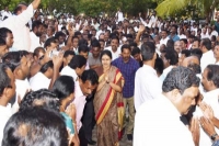 Sasikala busy in selecting her loyalist as party general secretary