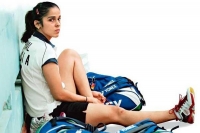 Saina drops to world no 2 in womens singles ranking