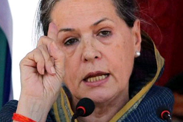 Poor response to sonia gandhi rally